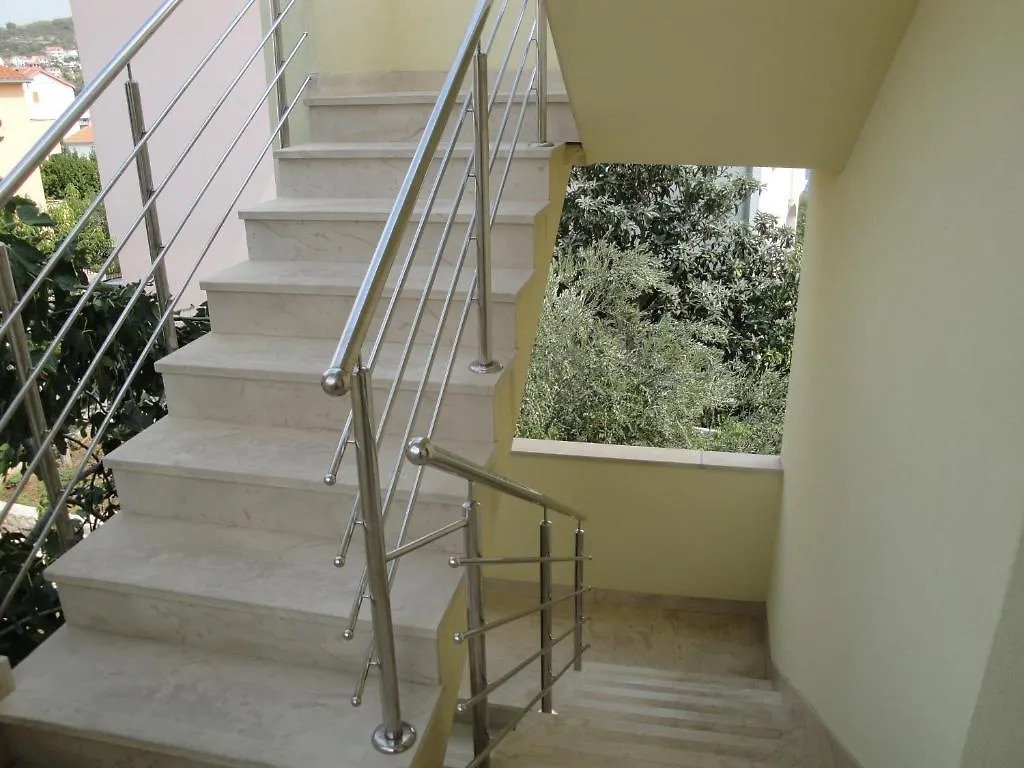 Apartments Vito Trogir Kroatien